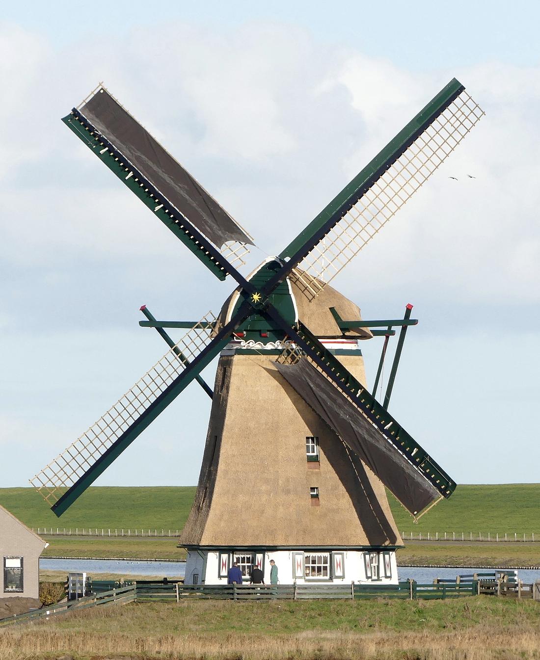 Molen 01640 Het Noorden (Oosterend), Piet Glasbergen (30-11-2019)De molen draait weer na de renovatie. | Database Nederlandse molens