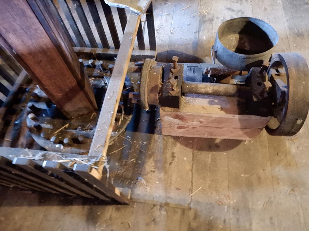 11, Molen 01640 Het Noorden (Oosterend), Dennis van Dijk (9-3-2019)Onder de koningspil. | Database Nederlandse molens