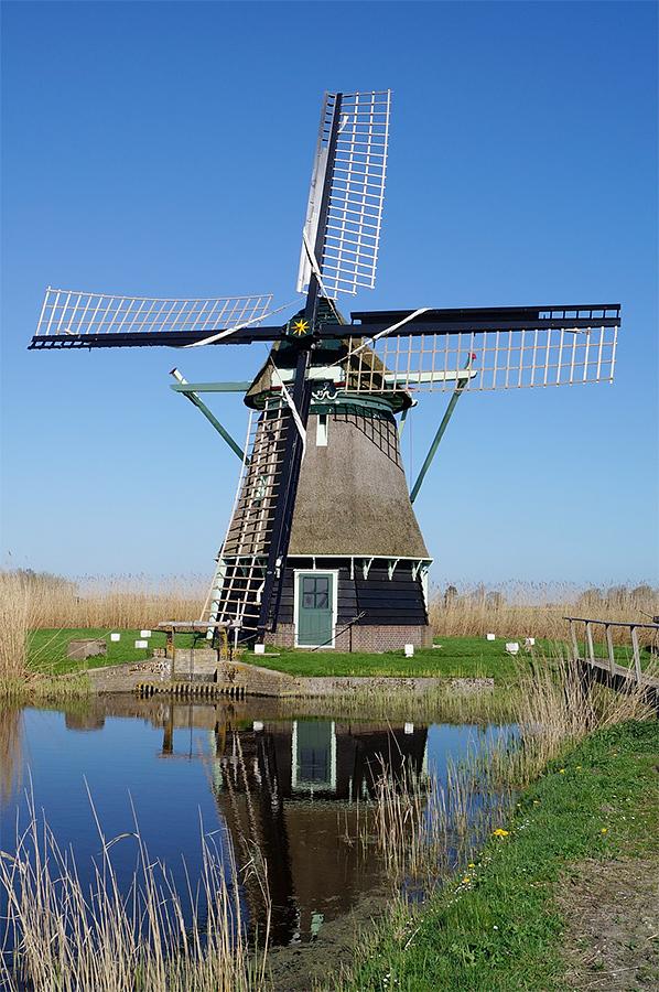 Molen 02552 Molen P (Oudesluis), Boukje van Leijen (21-4-2018)De molen met de nieuwe -2017- roeden. | Database Nederlandse molens