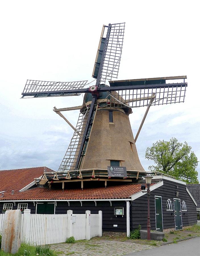 Molen 00238 D'Admiraal (Amsterdam-Buiksloot), Piet Glasbergen (20-5-2021) | Database Nederlandse molens