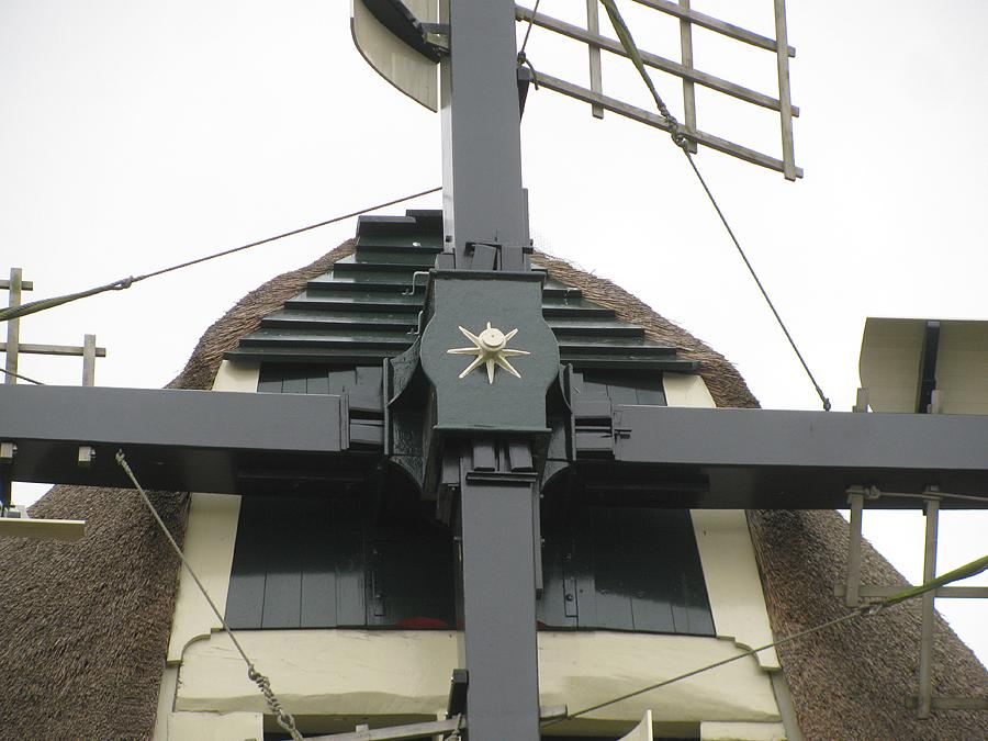7, Molen 10136 De 1100 Roe (Amsterdam), Piet Glasbergen (3-3-2013) | Database Nederlandse molens