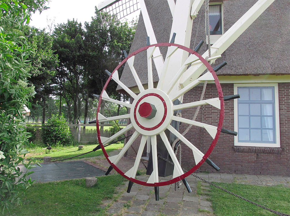 9, Molen 10136 De 1100 Roe (Amsterdam), Piet Glasbergen (16-7-2013) | Database Nederlandse molens