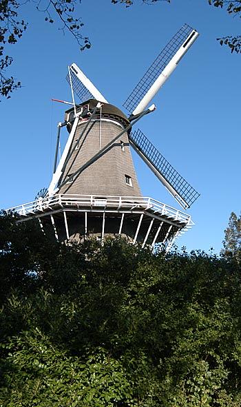 2, Molen 00802 De Bloem (Amsterdam), BB (17-10-2003). | Database Nederlandse molens