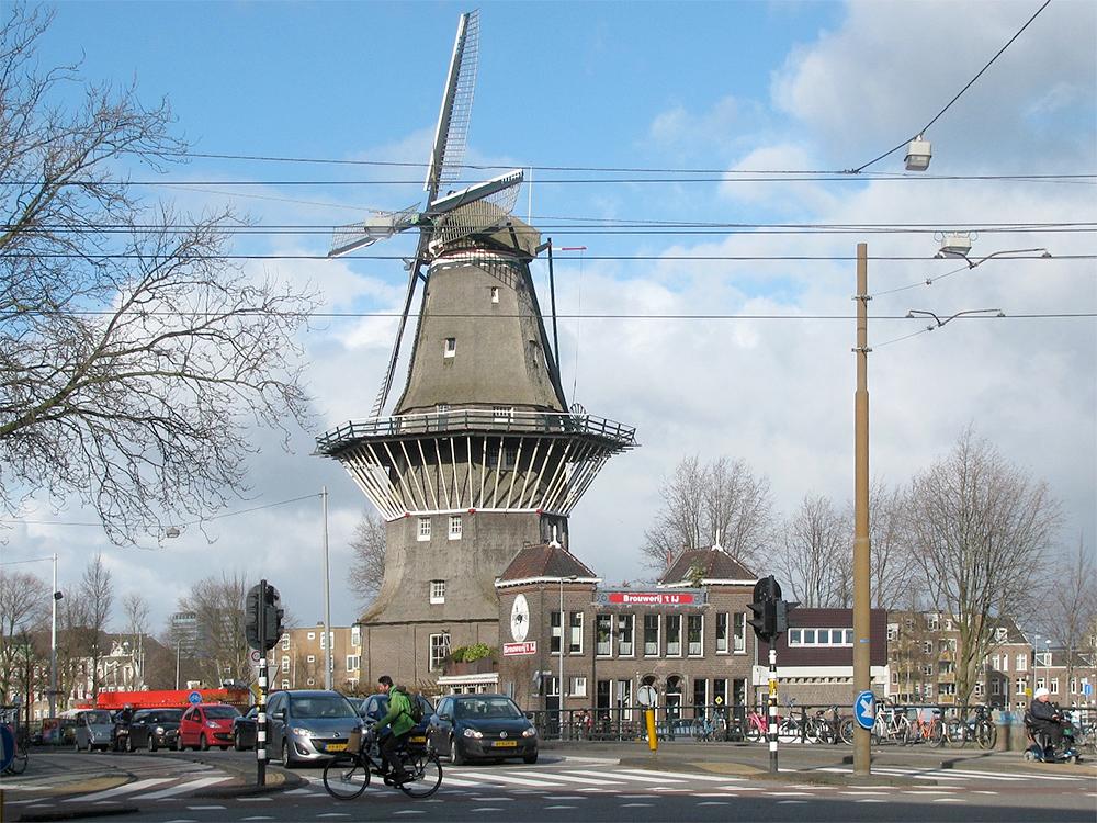 1, Molen 00699 De Gooyer (Amsterdam), Piet Glasbergen (2-2-2013) | Database Nederlandse molens