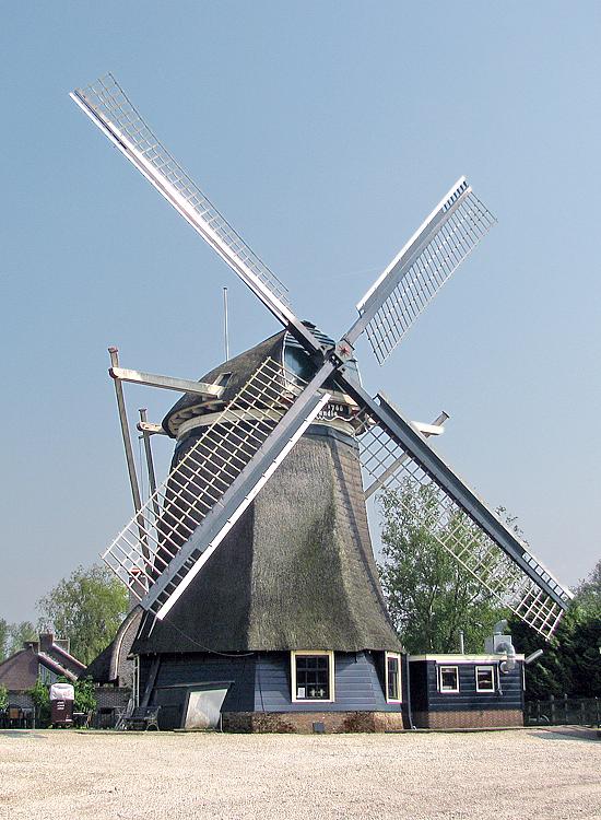 Molen 01076 Hollandia (Ankeveen), Piet Glasbergen (22-5-2012) | Database Nederlandse molens
