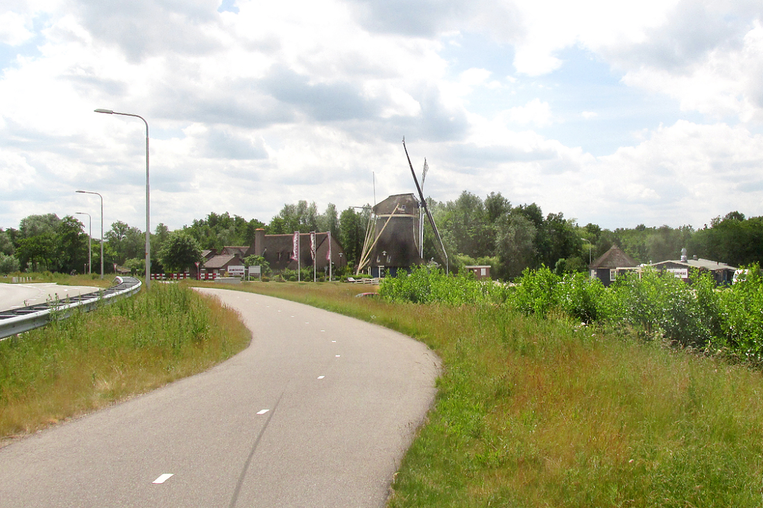 3, Molen 01076 Hollandia (Ankeveen), Piet Glasbergen (5-6-2017) | Database Nederlandse molens