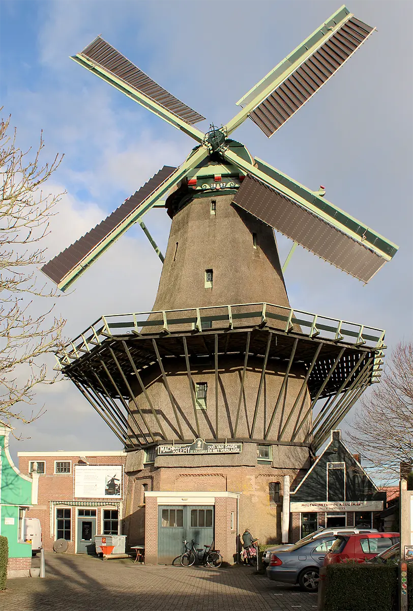 Molen 01149 De Krijgsman (Oosterblokker), Tony Hop (06-01-2022)De molen, na de restauratie van 2021 voorzien van 4 enden zelfzwichting mét doorboorde as. | Database Nederlandse molens