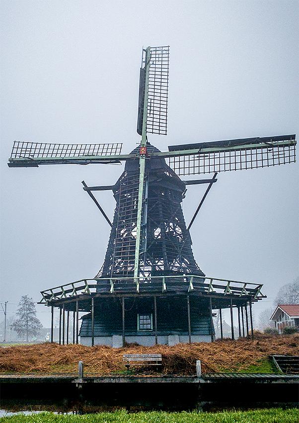 2, Molen 01420 Ceres (Bovenkarspel), Niels Schooneman (1-1-2020)Helaas legde een brand in de oudjaarsnacht van 2019 de molen gedeeltelijk in de as. | Database Nederlandse molens