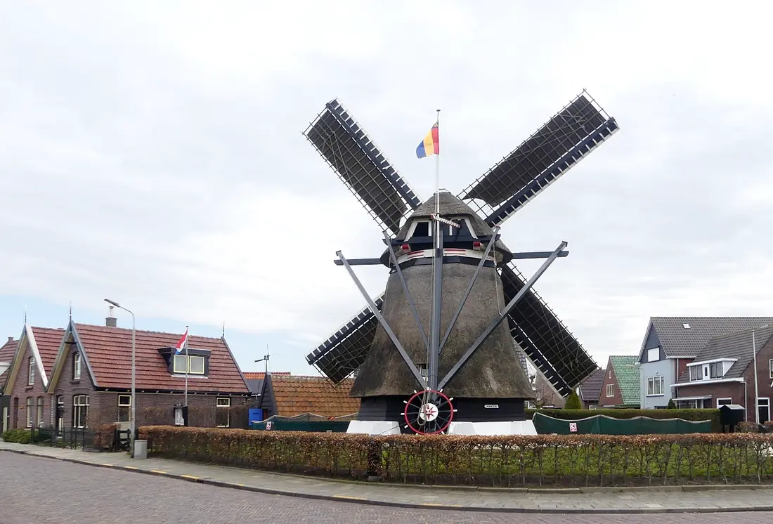 3, Molen 00345 De Hoop (Den Oever), Piet Glasbergen (16-3-2022) | Database Nederlandse molens
