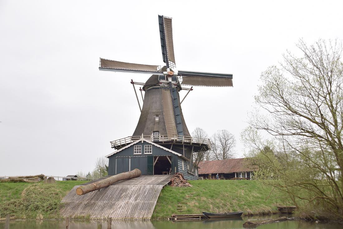 1, Molen 01010 Bolwerksmolen (Deventer), Vincent Mathlener (14-4-2018)Waarschijnlijk de hoogste sleephelling van Nederland. | Database Nederlandse molens