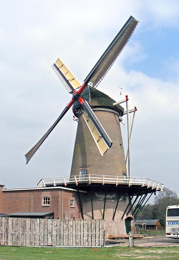 Molen 02645 De Leeuw (Lettele (Bathmen)), Martin E. van Doornik (14-4-2018) | Database Nederlandse molens