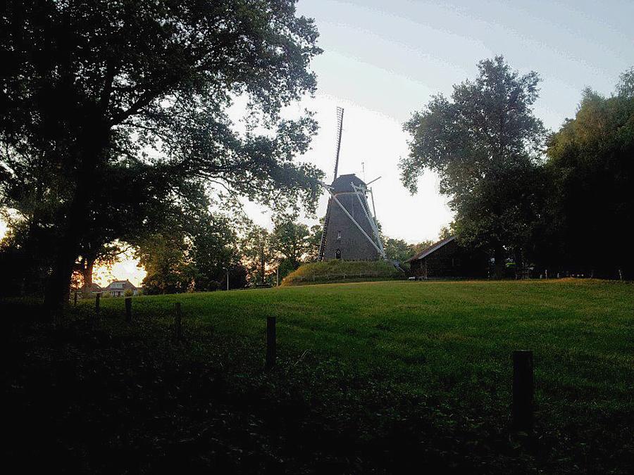 5, Molen 02720 Lonnekermolen (Lonneker), Petra de Jonge (21-7-2013). | Database Nederlandse molens