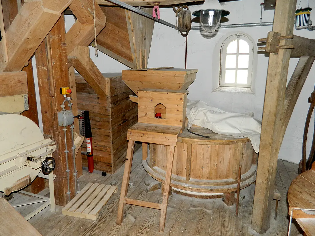 8, Molen 02720 Lonnekermolen (Lonneker), Vincent Mepschen (1-5-2019) | Database Nederlandse molens