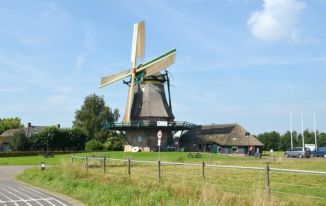 1, Molen 03685 Monnikenmolen (Sint Jansklooster), Jan Kruithof (29-8-2015) | Database Nederlandse molens