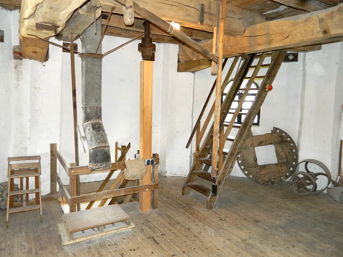 6, Molen 01030 De Vier Winden / Weerselose Molen (Reutum), Vincent Mepschen (10-6-2018) | Database Nederlandse molens