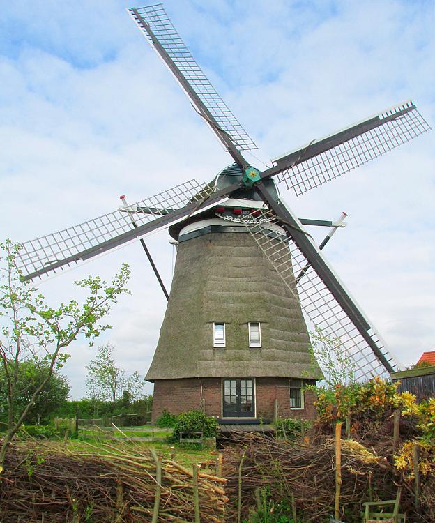 Molen 00012 De Slokop (Spaarndam), Piet Glasbergen (12-5-2013). | Database Nederlandse molens