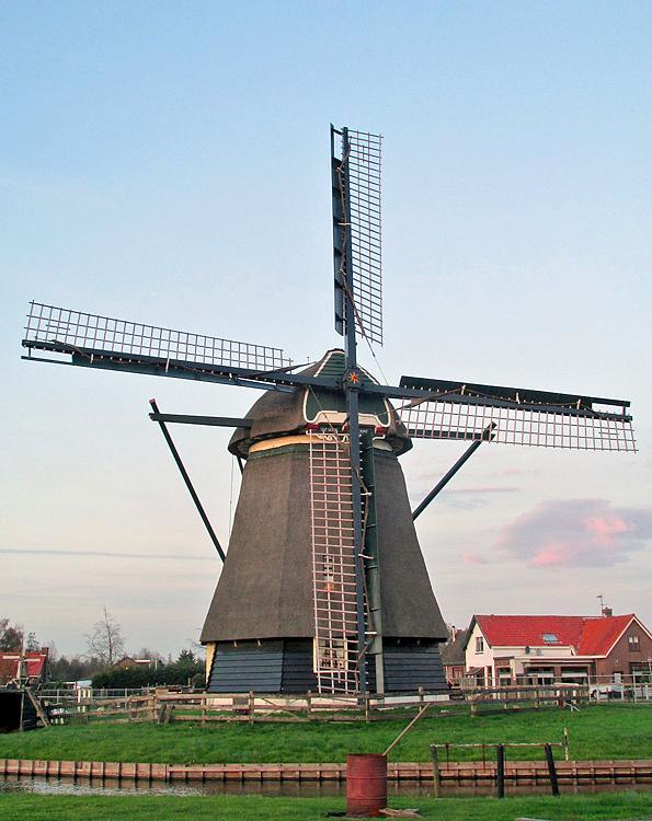 Molen 00032 De Dog (Uitgeest), Piet Glasbergen (11-11-2014) | Database Nederlandse molens