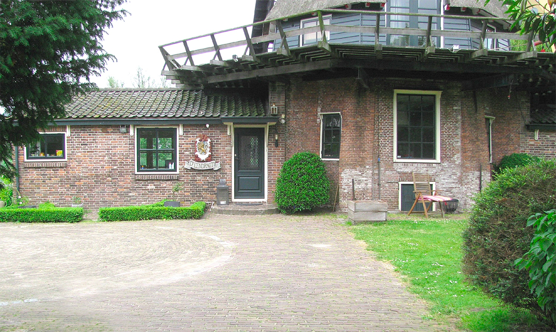 6, Molen 00694 De Eendragt (Weesp), Piet Glasbergen (28-9-2013) | Database Nederlandse molens