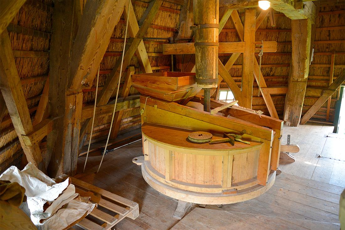 9, Molen 01091 De Koker (Wormer), Simon van der Meer (26-8-2019)Maalkoppel | Database Nederlandse molens