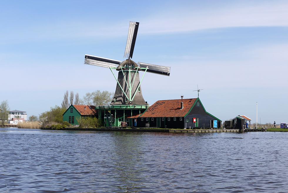 4, Molen 12189 De Bonte Hen (Zaandam), Matthieu Hoogduin (9-4-2011). | Database Nederlandse molens