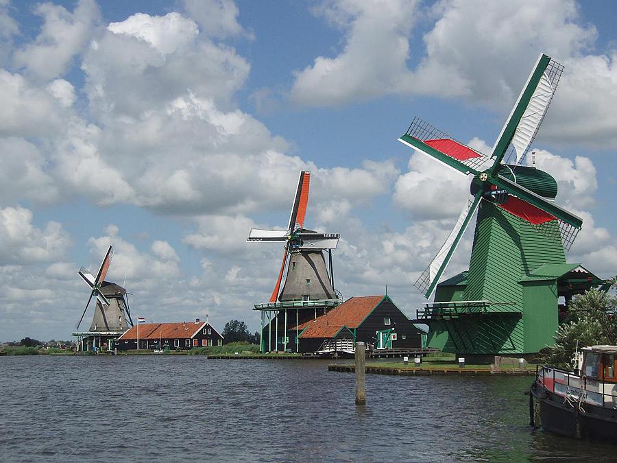 1, Molen 10690 De Poelenburg (ook: De Gekroonde Poelenburg) (Zaandam), Jeroen van Dijke (zomer 2012). | Database Nederlandse molens