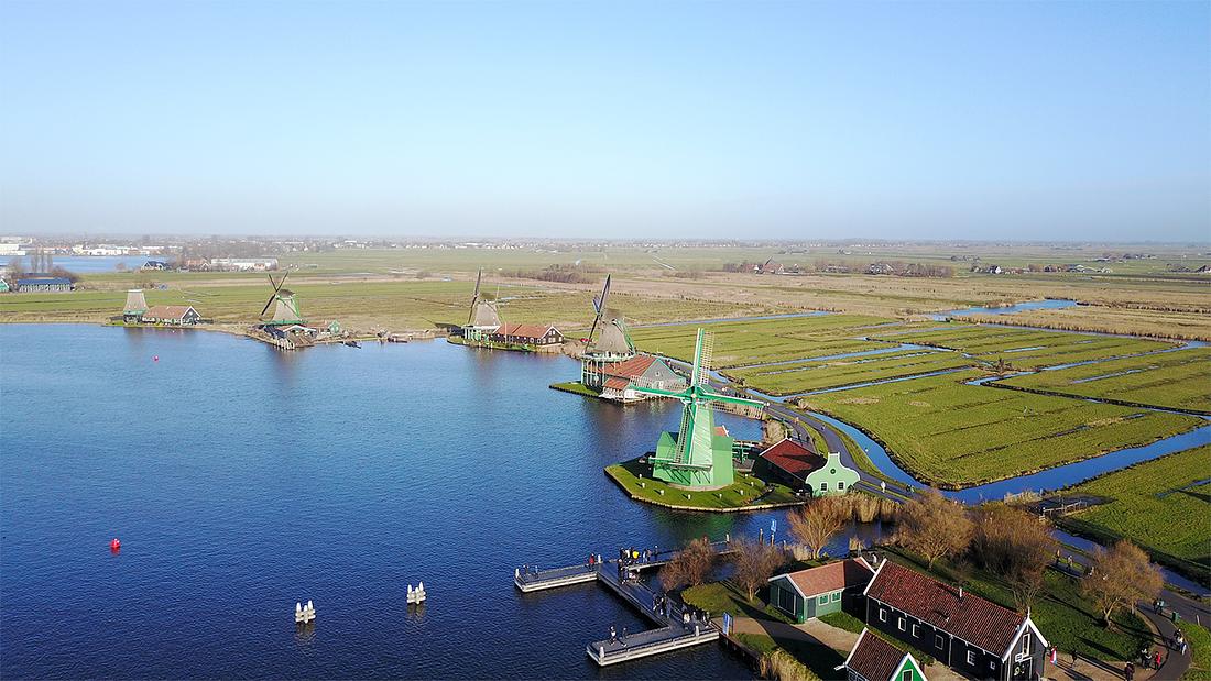 4, Molen 10690 De Poelenburg (ook: De Gekroonde Poelenburg) (Zaandam), Wim Koree (27-12-2016) | Database Nederlandse molens
