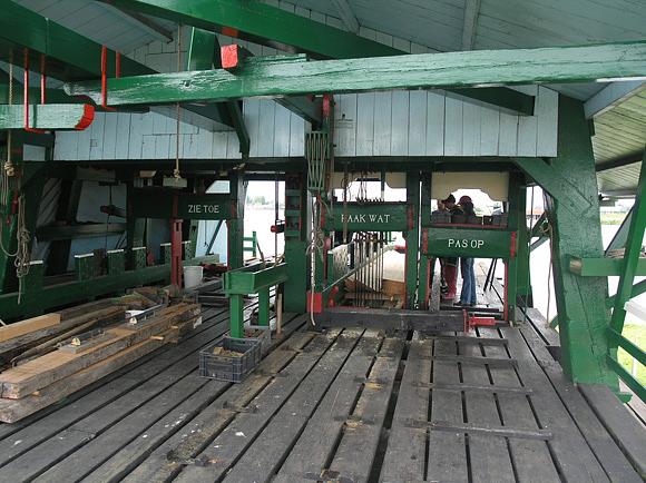 14, Molen 10690 De Poelenburg (ook: De Gekroonde Poelenburg) (Zaandam), Willem Jans (12-7-2008) | Database Nederlandse molens