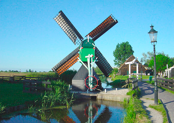 4, Molen 10100 De Hadel (Zaandam), Hessel de Vries (18-6-2005) | Database Nederlandse molens