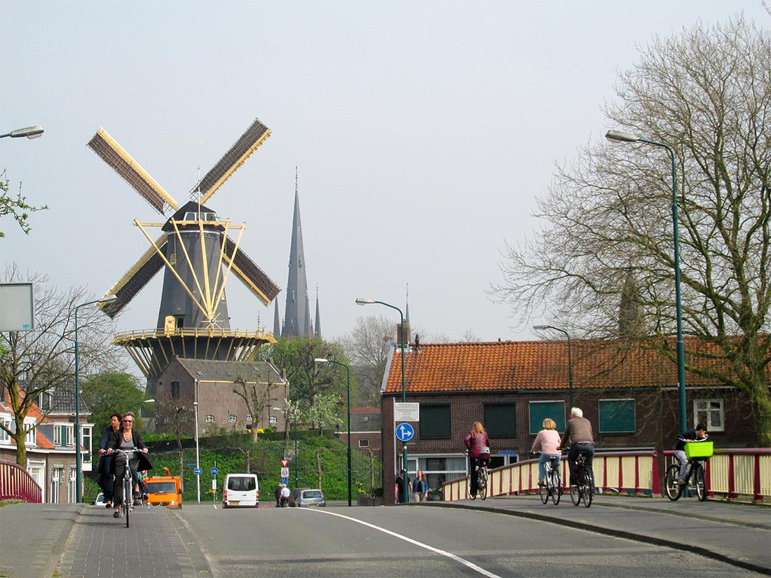 3, Molen 00042 De Windhond (Woerden), Piet Glasbergen (2-4-2014) | Database Nederlandse molens