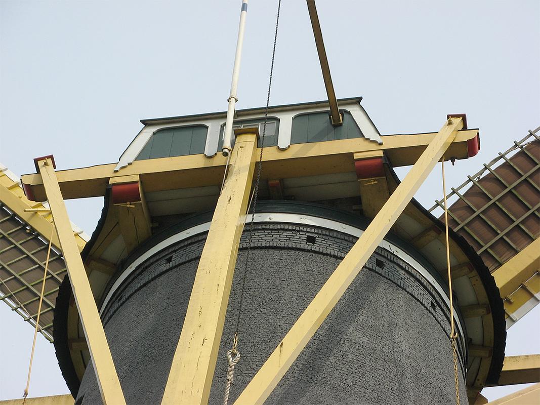 7, Molen 00042 De Windhond (Woerden), Piet Glasbergen (2-4-2014) | Database Nederlandse molens
