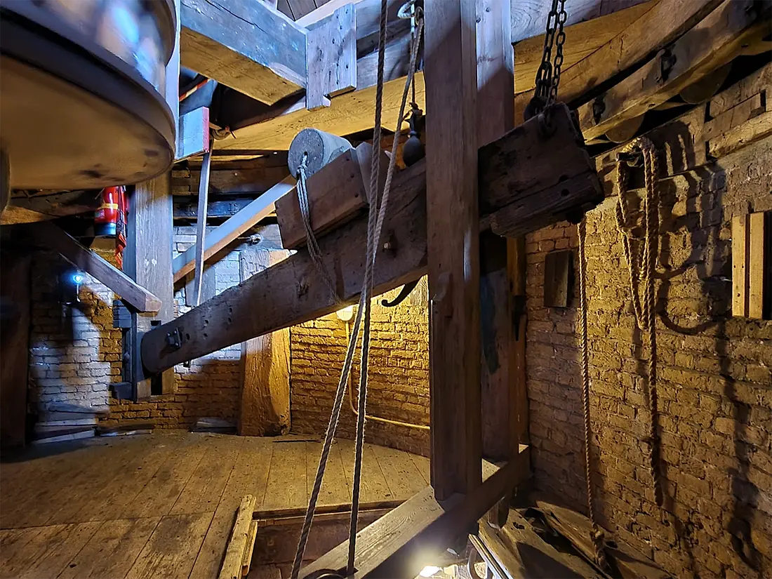23, Molen 00042 De Windhond (Woerden), Pieter Zuijkerbuijk (1-10-2022) | Database Nederlandse molens