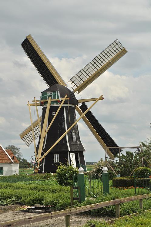 2, Molen 03550 (Naamloos) (Aagtekerke), Nancy Middelkoop (7-7-2012) | Database Nederlandse molens