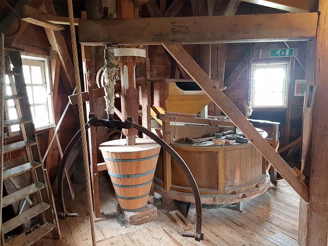14, Molen 04895 De Hoop en Verwachting (Borssele), Pieter Zuijkerbuijk (6-4-2019) | Database Nederlandse molens