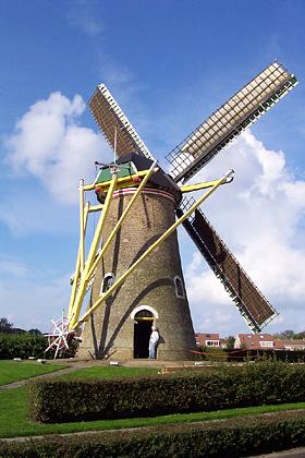 2, Molen 03549 Weltevreden (Domburg), A.J. Wisse (22-9-2001) | Database Nederlandse molens