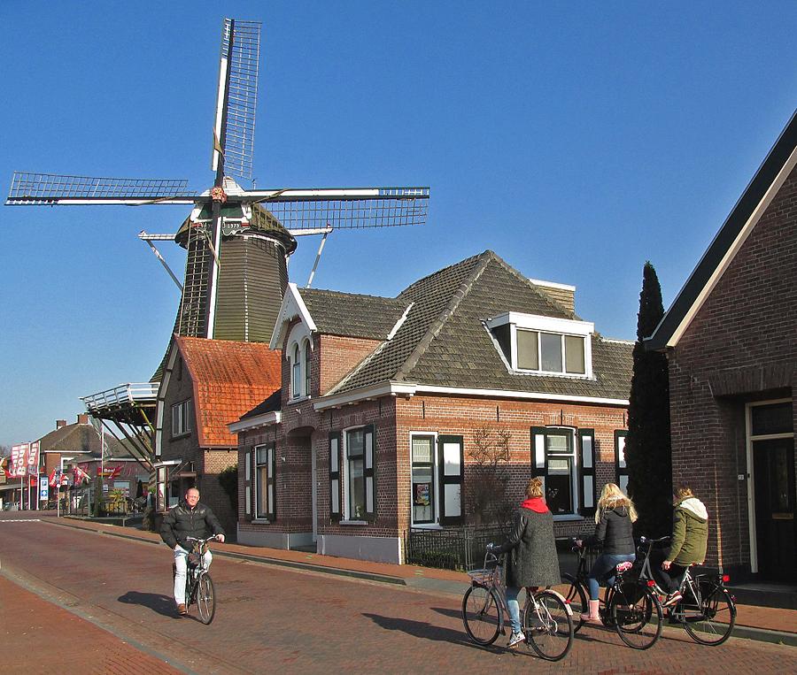 1, Molen 01852 De Wijhese Molen (Wijhe), Piet Glasbergen (13-2-2015). | Database Nederlandse molens