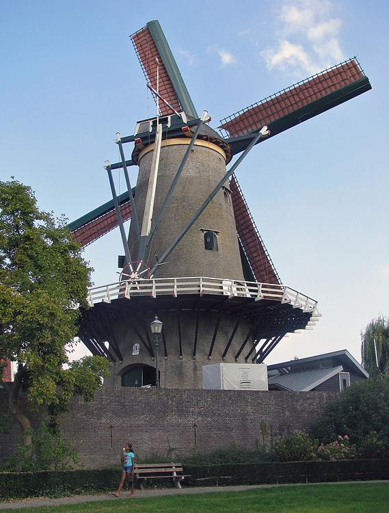 2, Molen 01072 e De Windotter (IJsselstein), Piet Glasbergen (17-9-2014). | Database Nederlandse molens