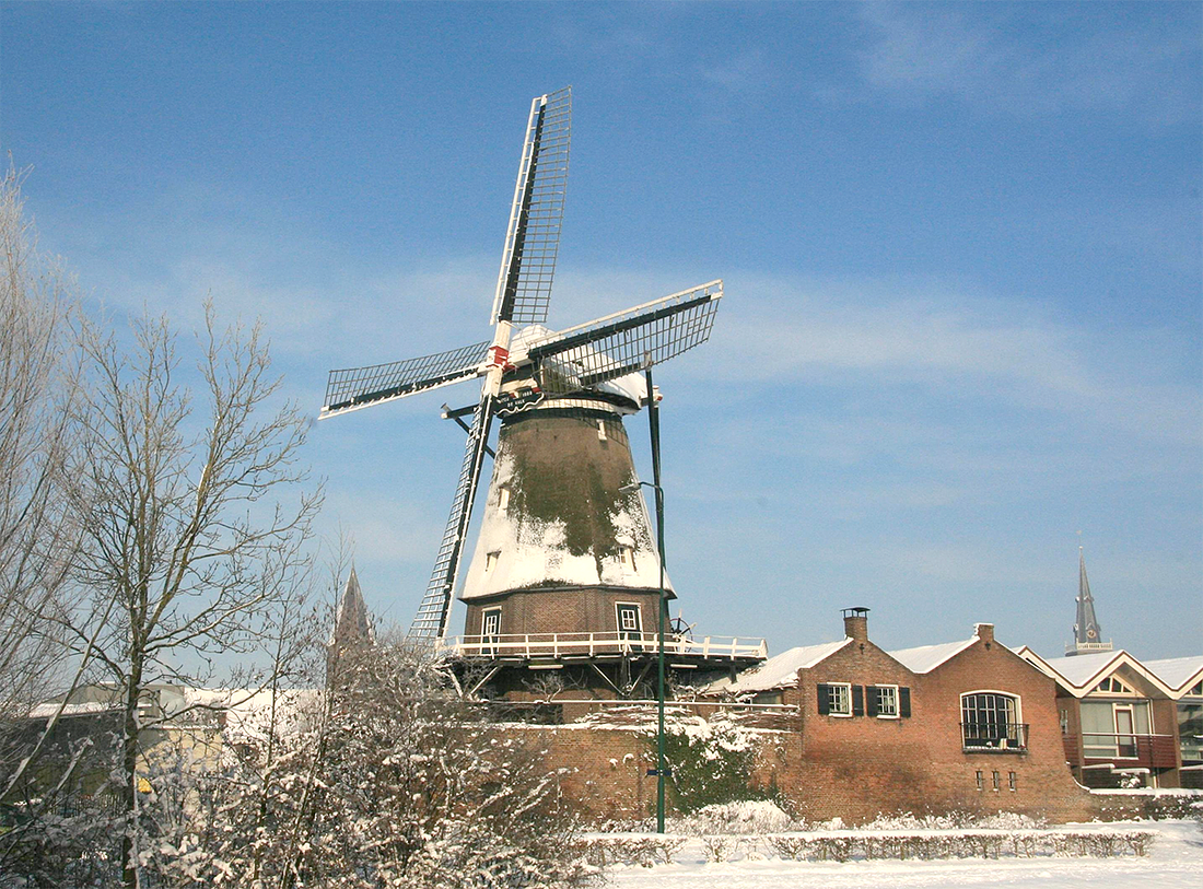 1, Molen 01059 De Valk (Montfoort), Piet Schiereck (20-12-2010) | Database Nederlandse molens