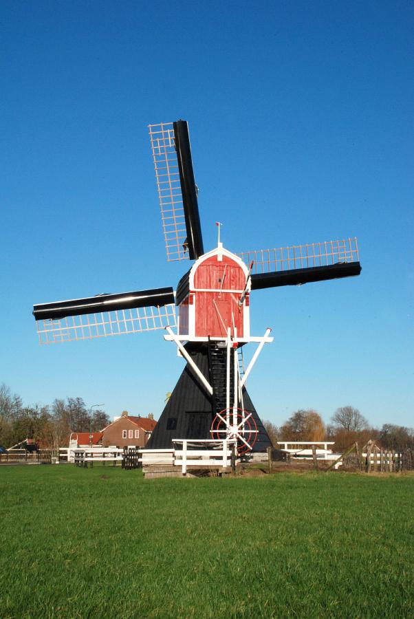 3, Molen 01056 Buitenwegse Molen (Oud-Zuilen), Dick Kenbeek (7-1-2018)De situatie na de herbouw. | Database Nederlandse molens