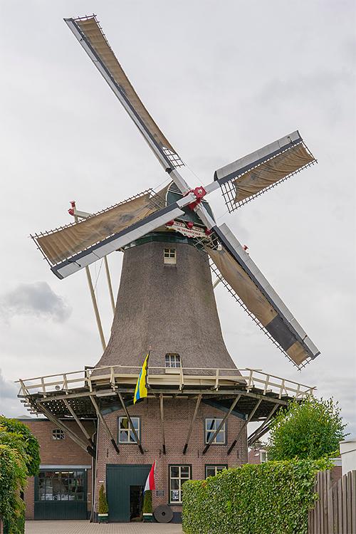 Molen 00758 De Vriendschap (Veenendaal), Marcel van Nies (8-10-2016) | Database Nederlandse molens