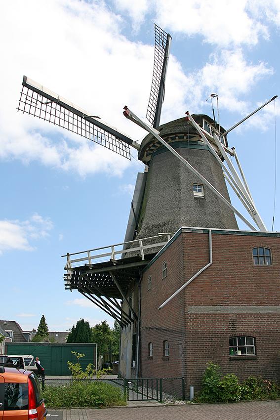 2, Molen 00758 De Vriendschap (Veenendaal), Ton Koorevaar (14-6-2010) | Database Nederlandse molens