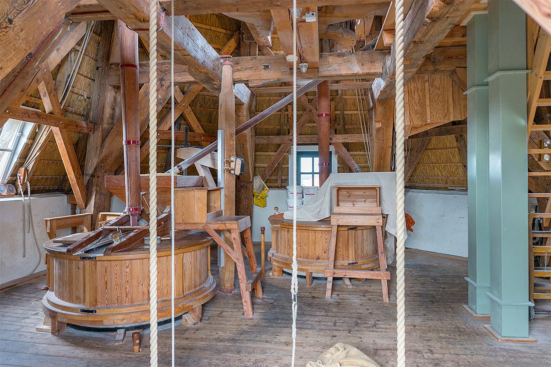 16, Molen 00758 De Vriendschap (Veenendaal), Marcel van Nies (8-10-2016) | Database Nederlandse molens