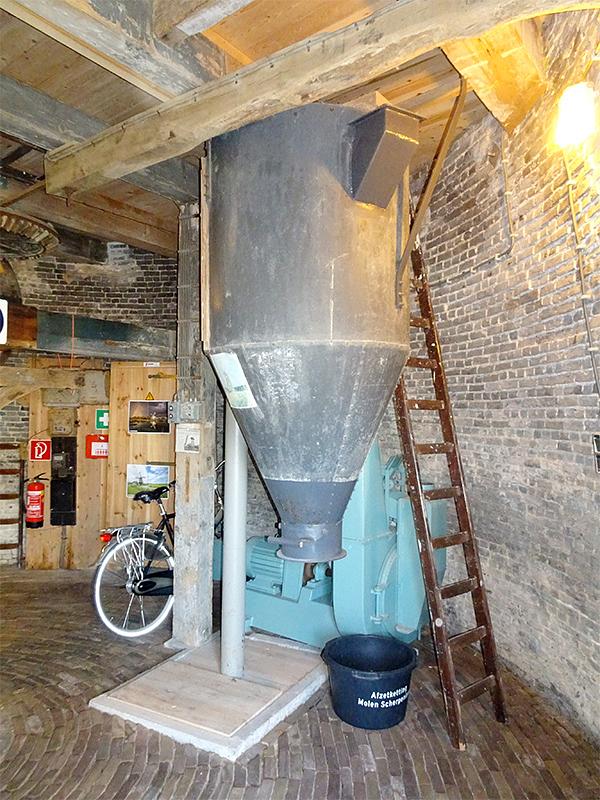 9, Molen 03533 De Korenbloem (Scherpenisse), Jan de Witte (16-2-2019) | Database Nederlandse molens