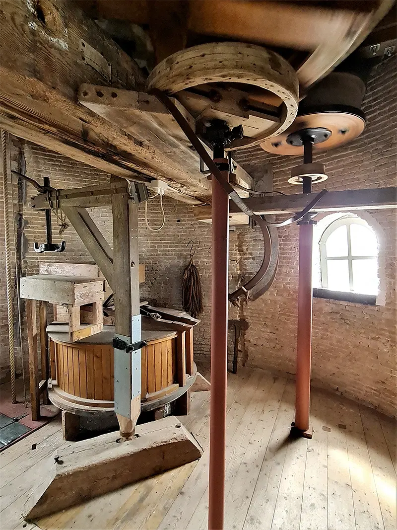 14, Molen 01874 De Vier Winden (Sint-Annaland), Pieter Zuijkerbuijk (26-5-2022) | Database Nederlandse molens