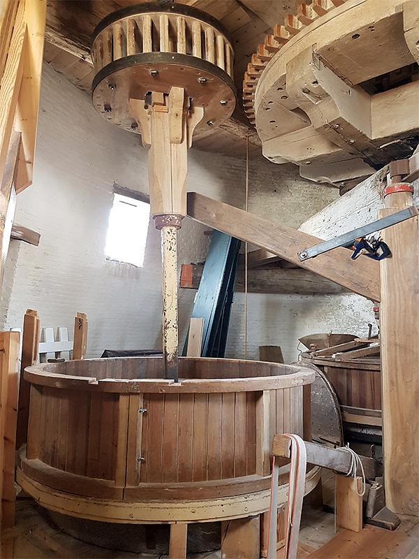 14, Molen 01665 Oranjemolen (Vlissingen), Pieter Zuijkerbuijk (22-3-2019) | Database Nederlandse molens