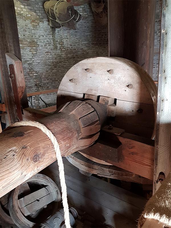 18, Molen 01665 Oranjemolen (Vlissingen), Pieter Zuijkerbuijk (22-3-2019) | Database Nederlandse molens