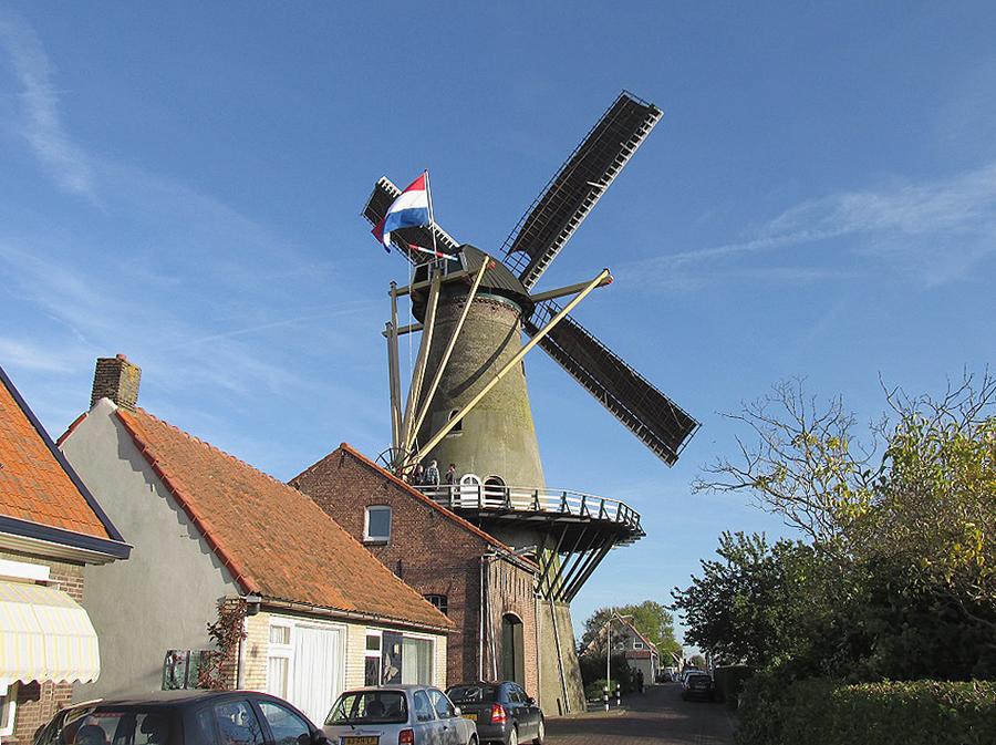 2, Molen 01519 't Vliegend Hert (Gravendeel, 's-), Abel van Loenen (18-10-2014) | Database Nederlandse molens