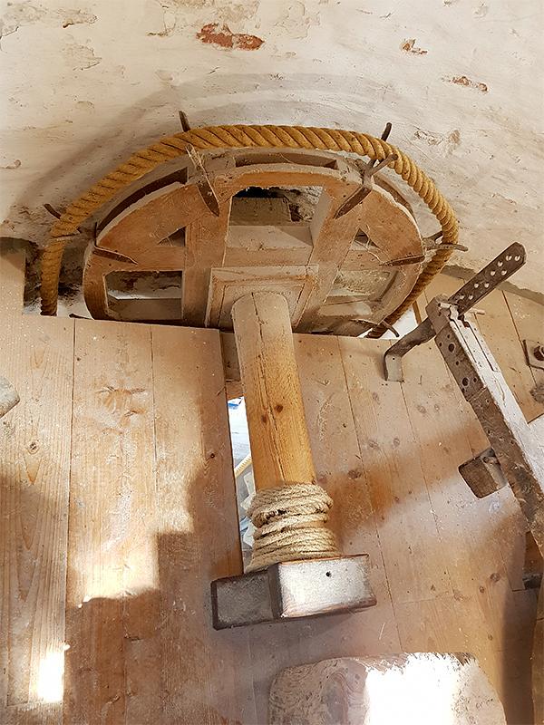 23, Molen 03555 De Lelie (Koudekerke), Pieter Zuijkerbuijk (26-6-2019)Handluiwerk | Database Nederlandse molens