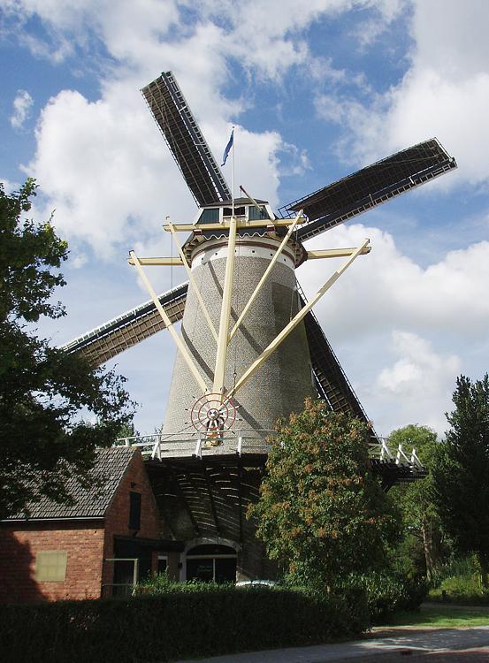 2, Molen 01663 Ons Genoegen (Middelburg), Jeroen van Dijke (12-9-2012) | Database Nederlandse molens