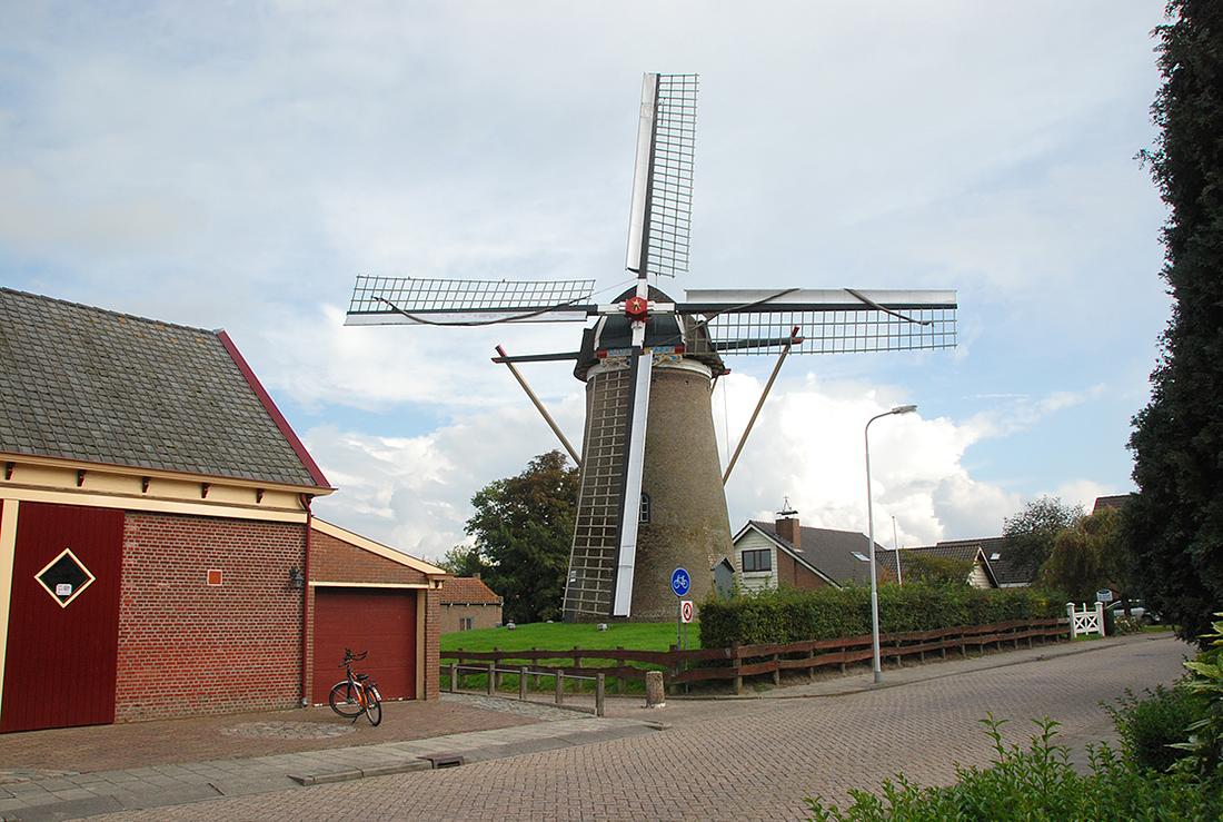 1, Molen 01882 (Naamloos) (Oosterland), Harmannus Noot (24-9-2014) | Database Nederlandse molens