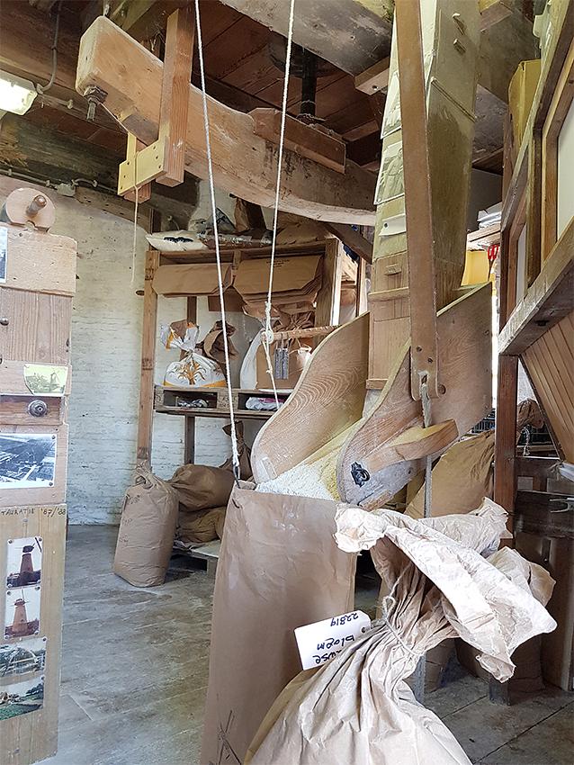 8, Molen 03548 d'Arke (Oostkapelle), Pieter Zuijkerbuijk (31-8-2019) | Database Nederlandse molens